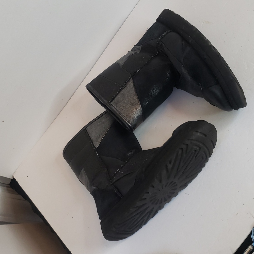 Ugg Boots Patchwork Black Sparkles Gray Size 8 - image 2